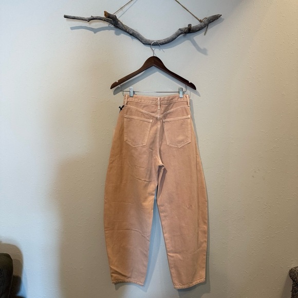 AGOLDE Mara Barrel Jeans in Pink Salt - Picture 10 of 15